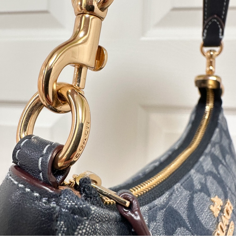 Coach Teri Shoulder Bag Signature Chambray Leather Trim - Picture 12 of 16